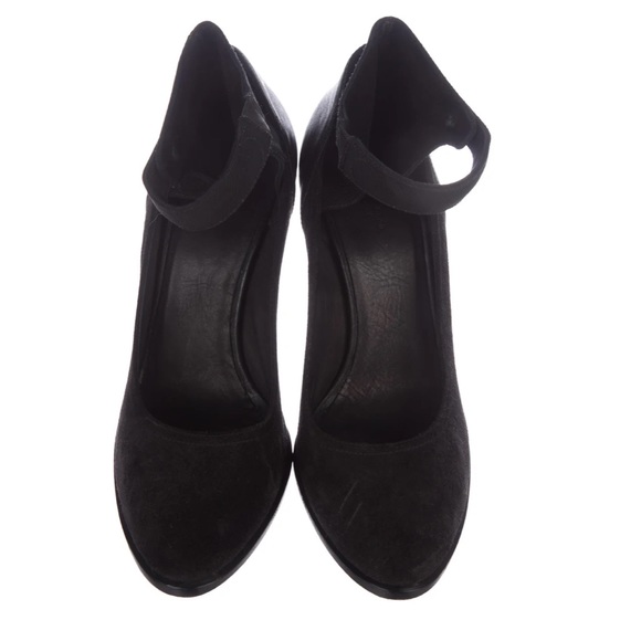 Rag & Bone Suede Round Toe Pump - Picture 4 of 5